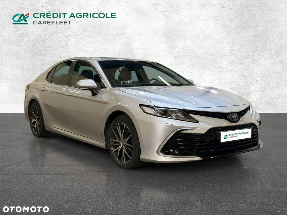 Toyota Camry 2021 photo 3