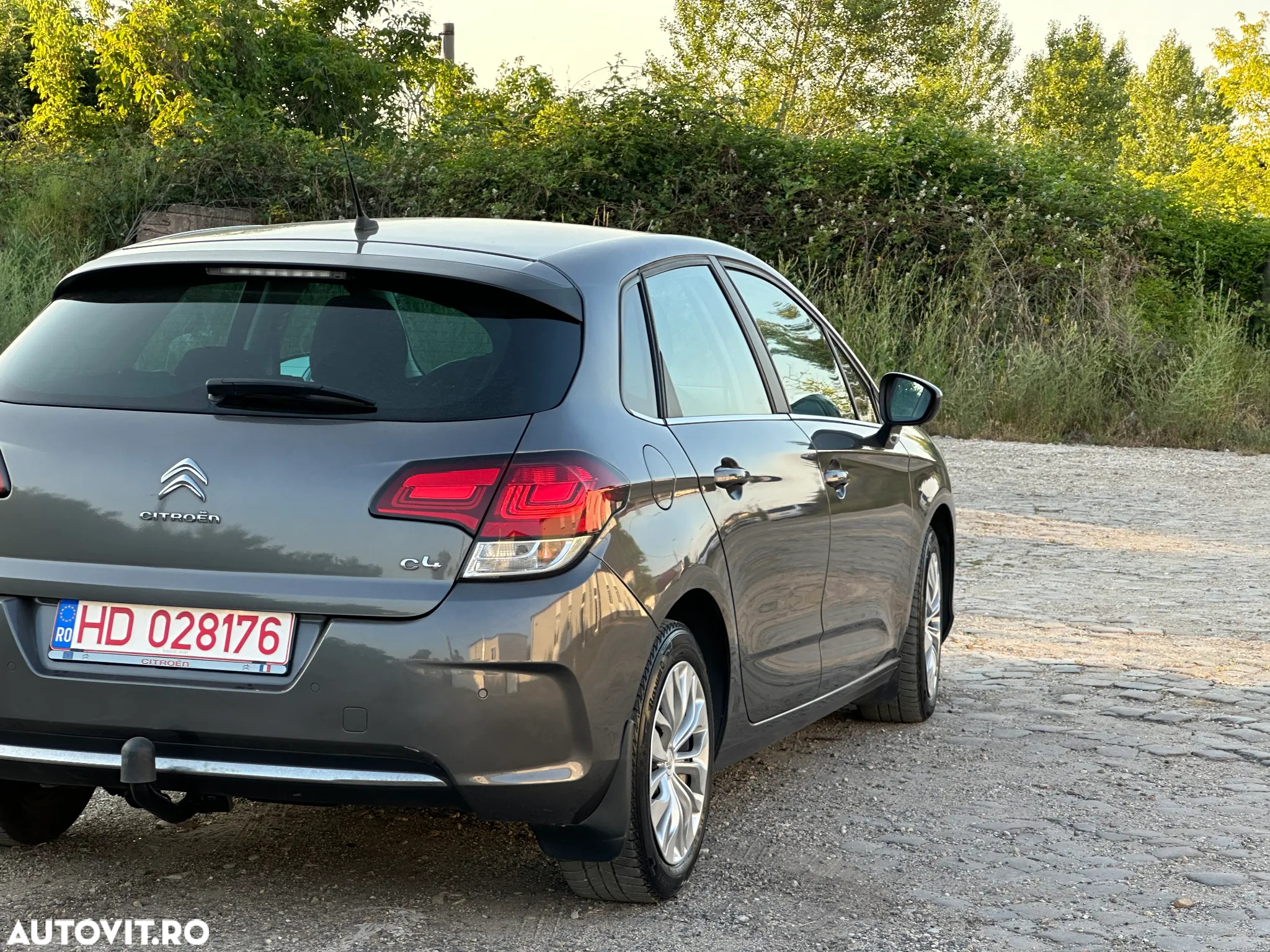 Citroën C4 BlueHDi 100 Business Class - 4
