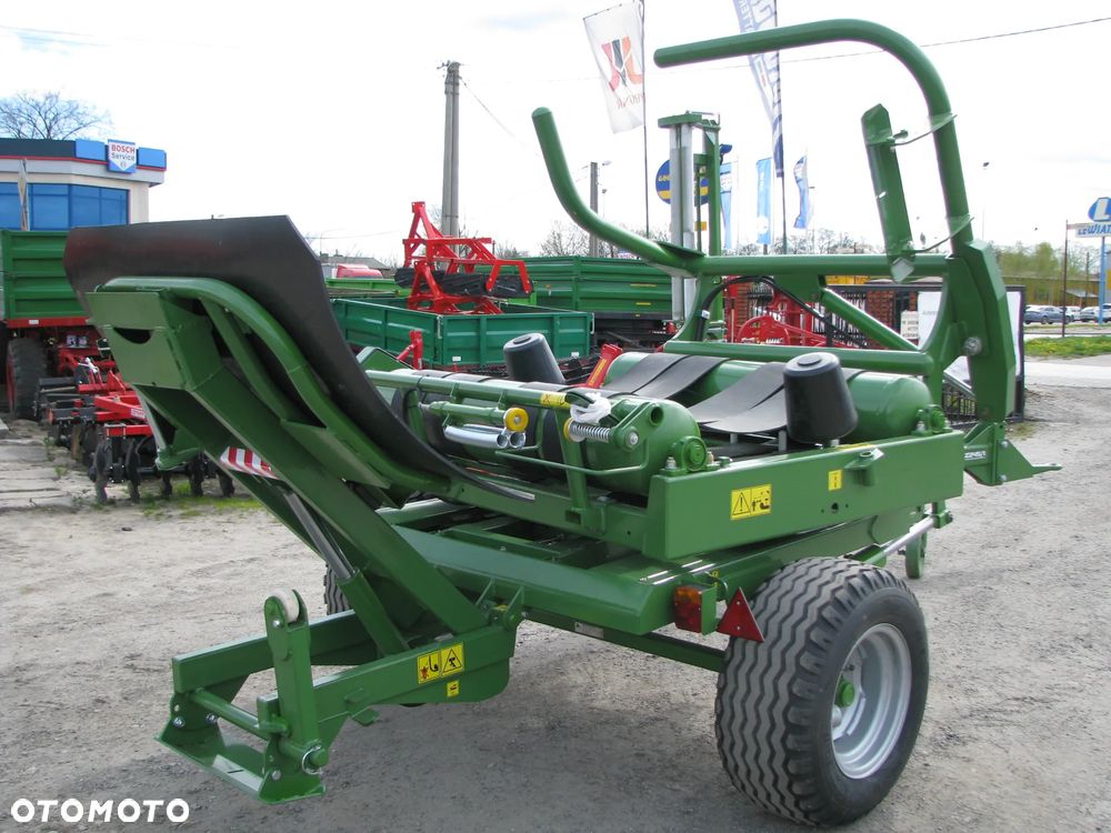 Pronar Owijarka samozaładowcza bel PRONAR Z-245, Z-245/1, Metal-Fach 577 samozaładowcza, belarka, foliarka, zawieszame ROLMAKO, SIPMA, - 3