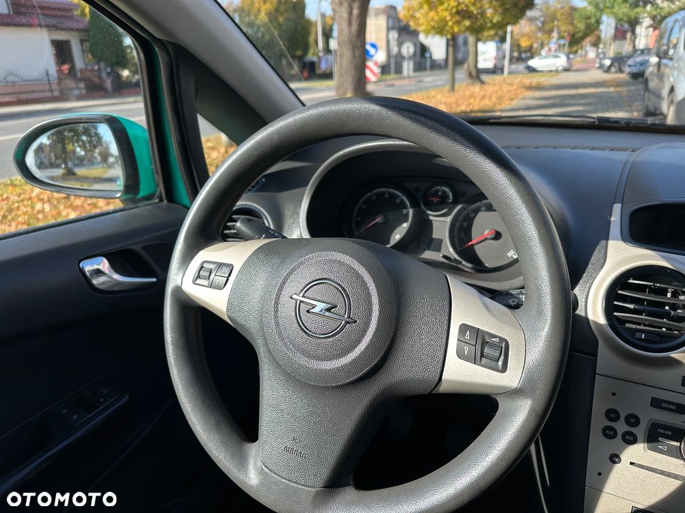 Opel Corsa 1.2 16V Enjoy - 13