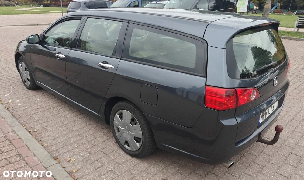 Honda Accord - 4