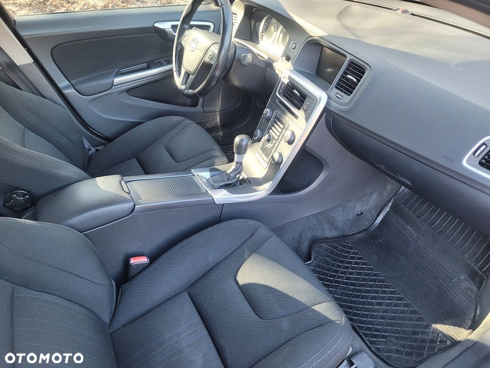 Volvo S60 DRIVe Kinetic - 10