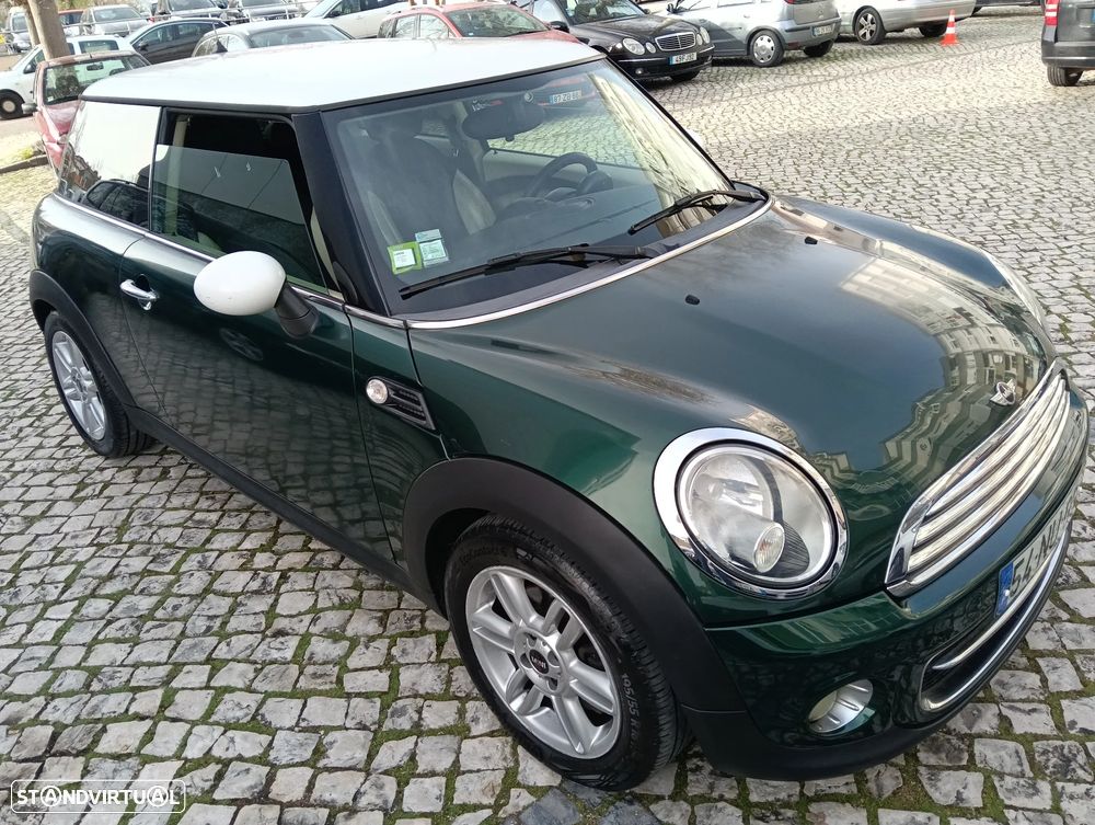 MINI 3 Portas Cooper D - 31