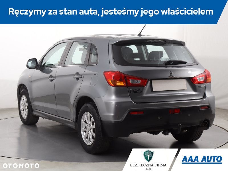 Mitsubishi ASX - 5