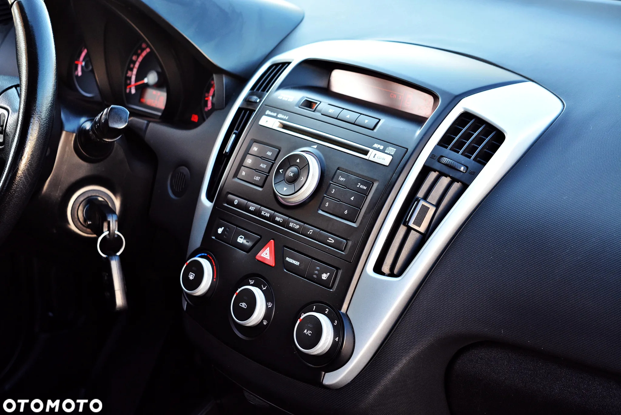 Kia Ceed 1.4 CVVT SW LX - 17