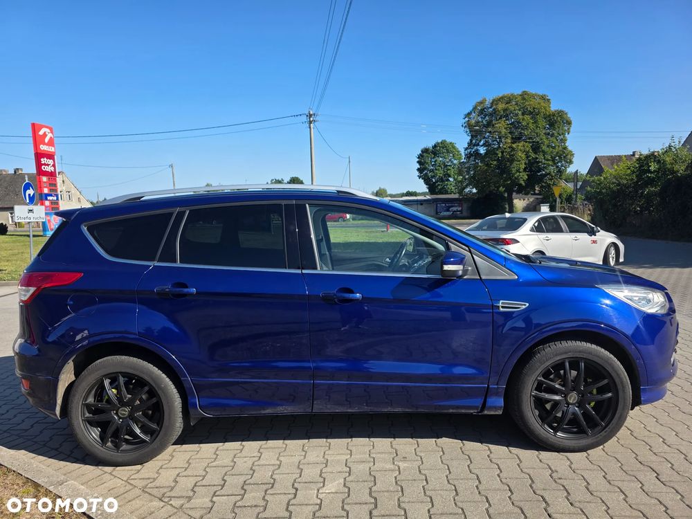 Ford Kuga 1.5 EcoBoost 2x4 Titanium - 6