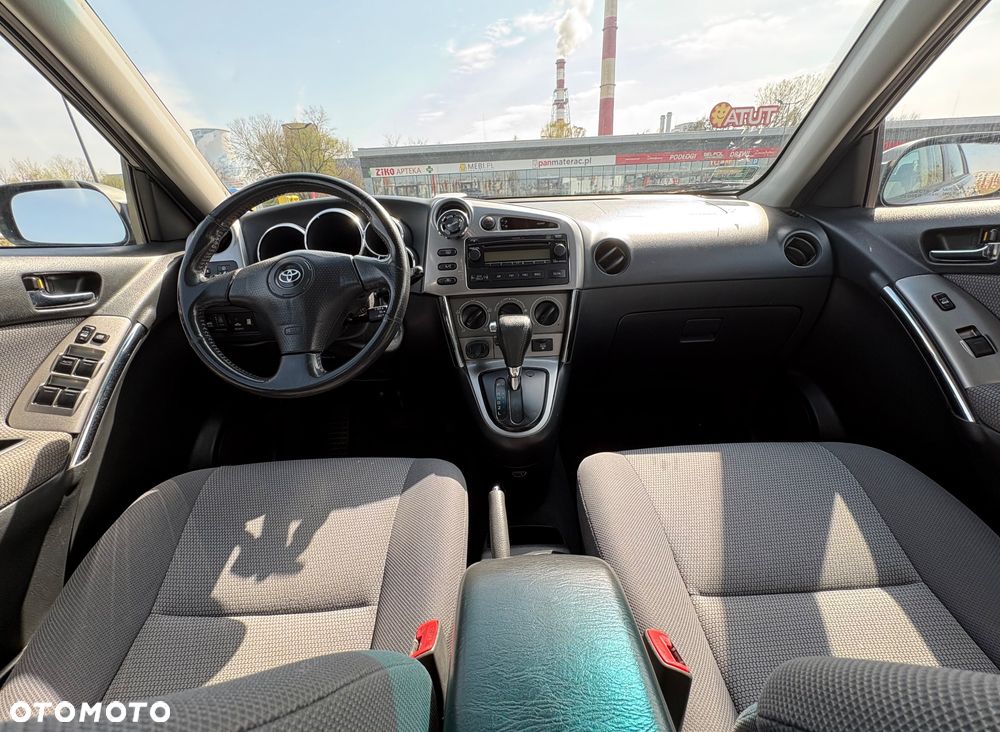 Toyota Matrix 1.8 - 9