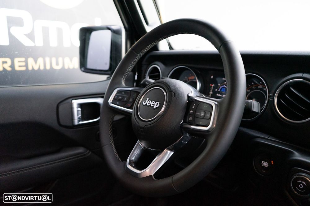 Jeep Gladiator 3.0 CRD Overland AT8 - 37