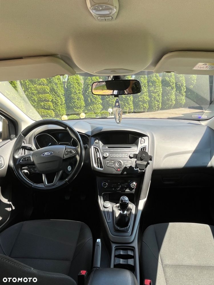 Ford Focus - 8