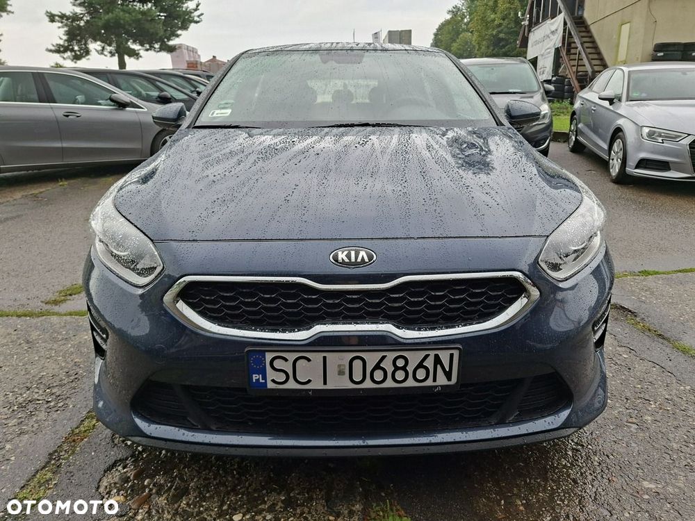Kia Ceed - 4