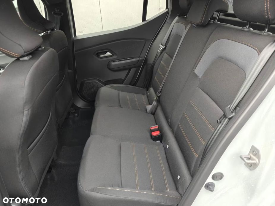 Dacia Sandero - 9