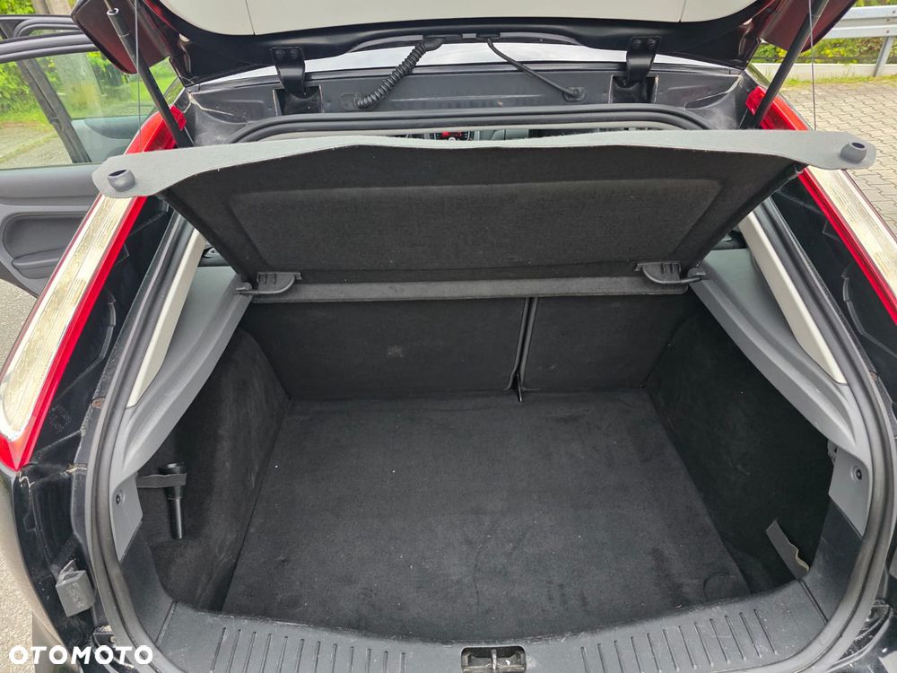 Ford Focus 1.8 Black Magic - 8