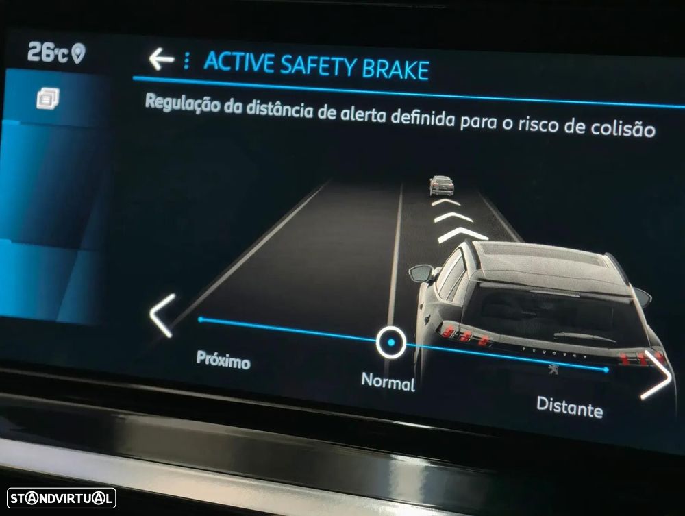 Peugeot 2008 1.5 BlueHDi Allure Pack EAT8 - 40