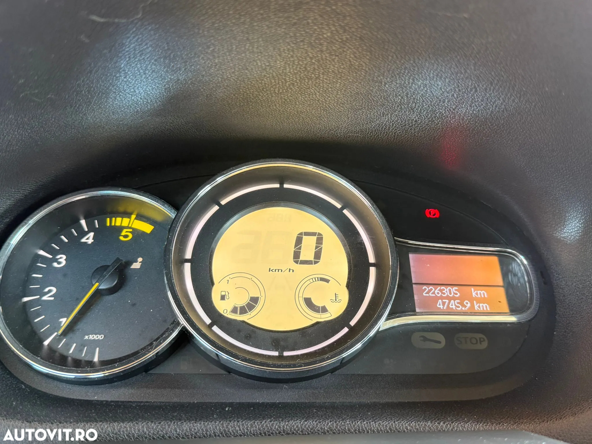 Renault Megane ENERGY dCi 110 Start & Stop Bose Edition - 10
