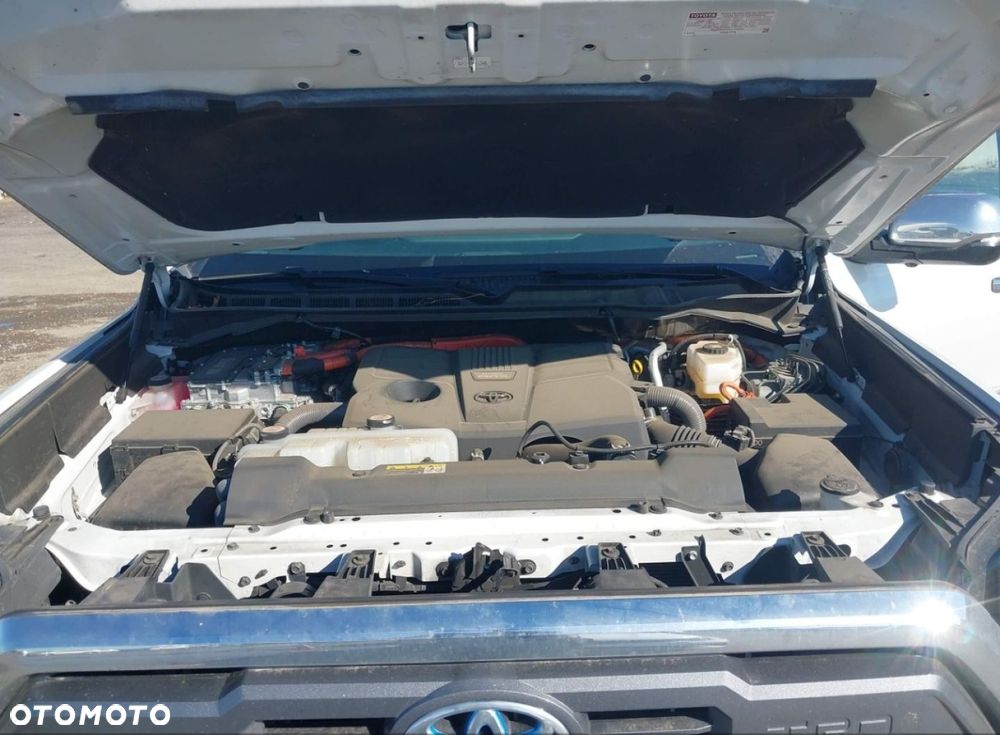 Toyota Tundra - 13