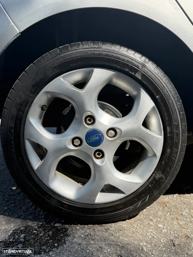 Ford Fiesta 1.25 Titanium - 9