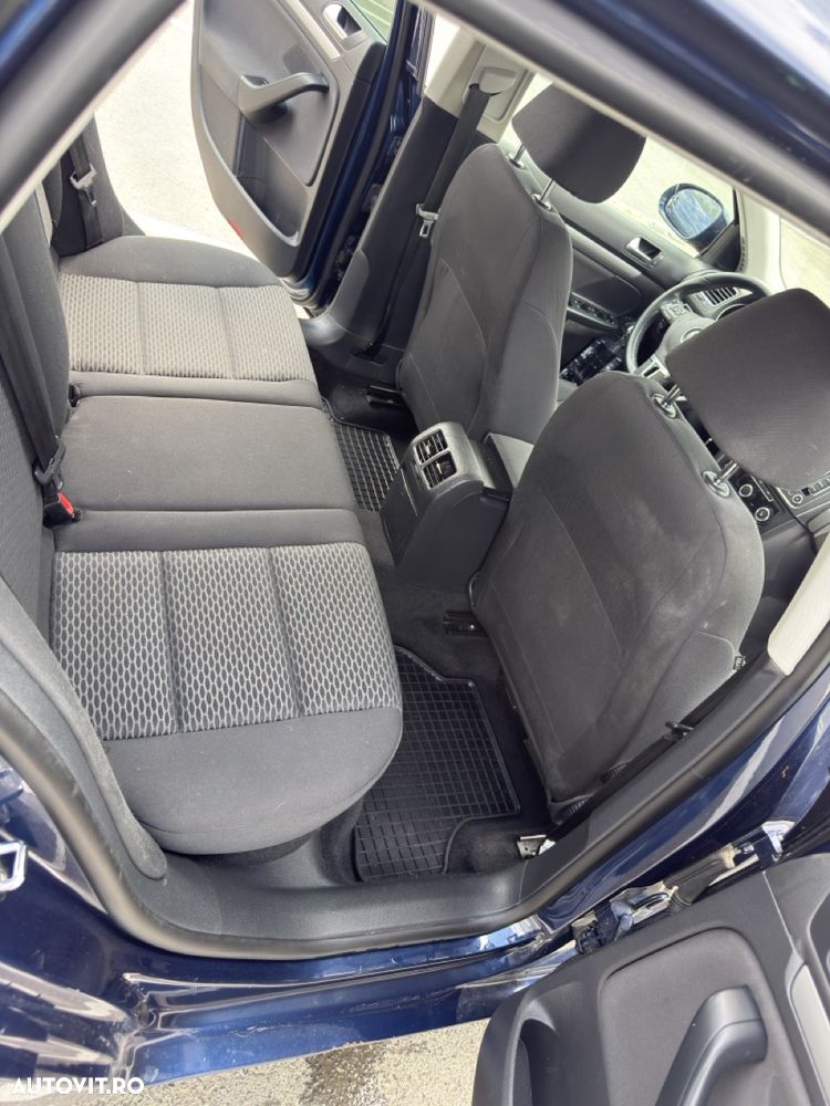 Volkswagen Golf 1.6 TDI DPF Trendline - 12