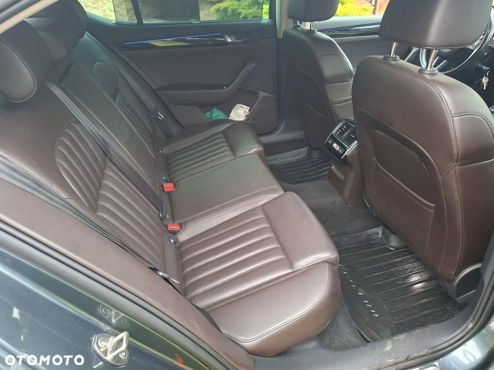 Skoda Superb 2.0 TDI L&K DSG - 3
