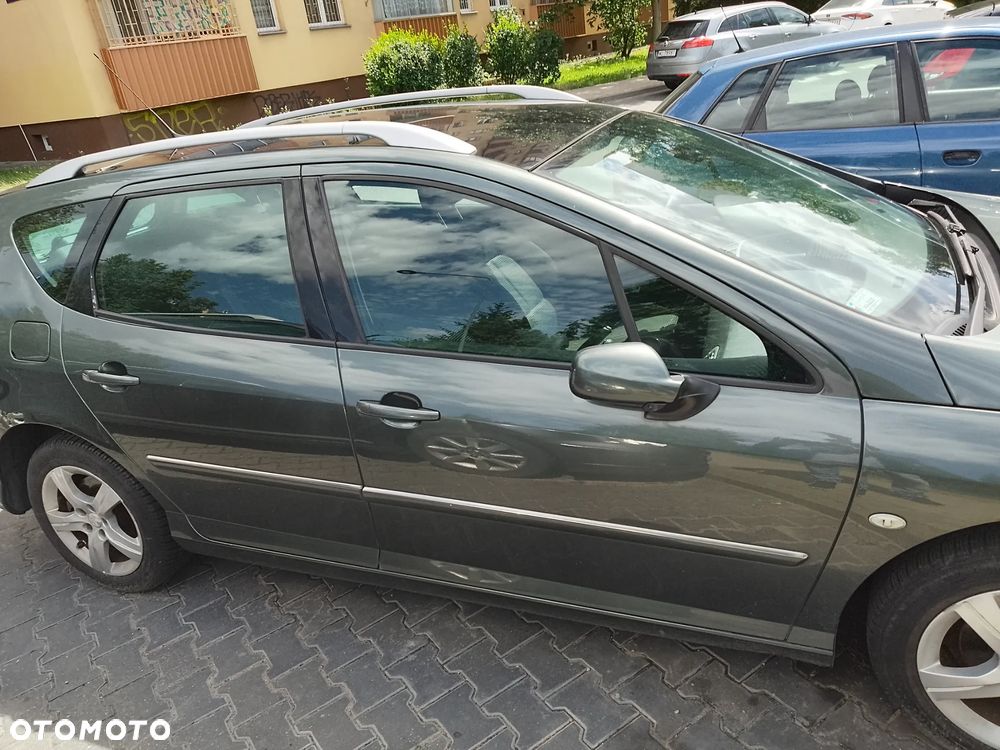 Peugeot 407 - 2