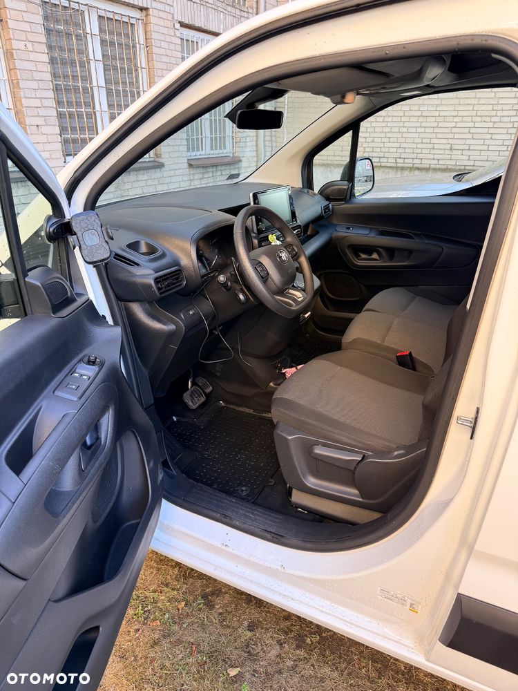 Toyota Proace City - 4