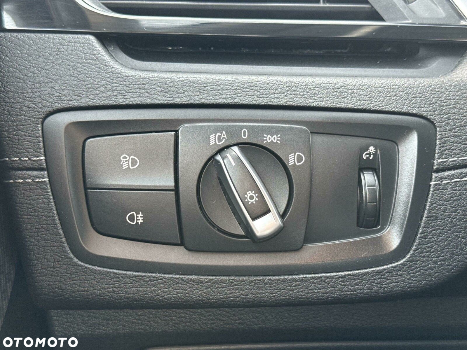 BMW X2 sDrive18i Advantage - 15