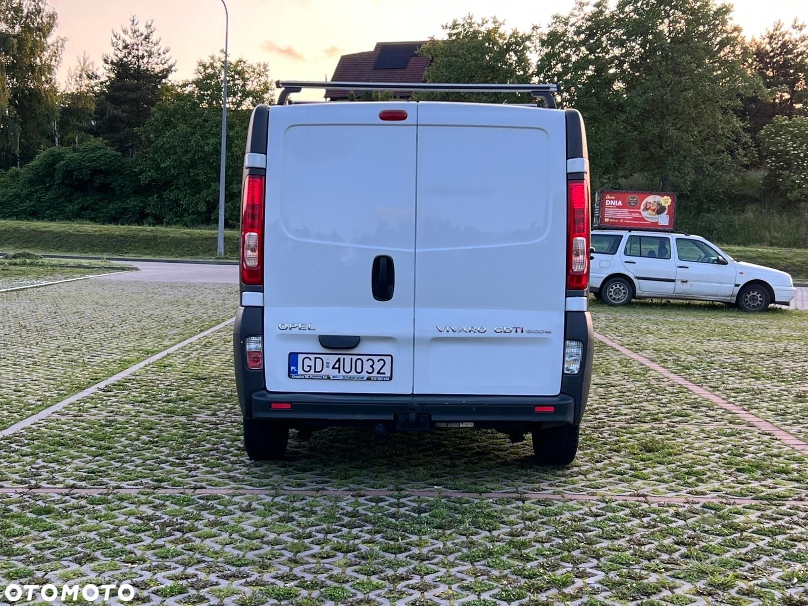 Opel Vivaro - 6