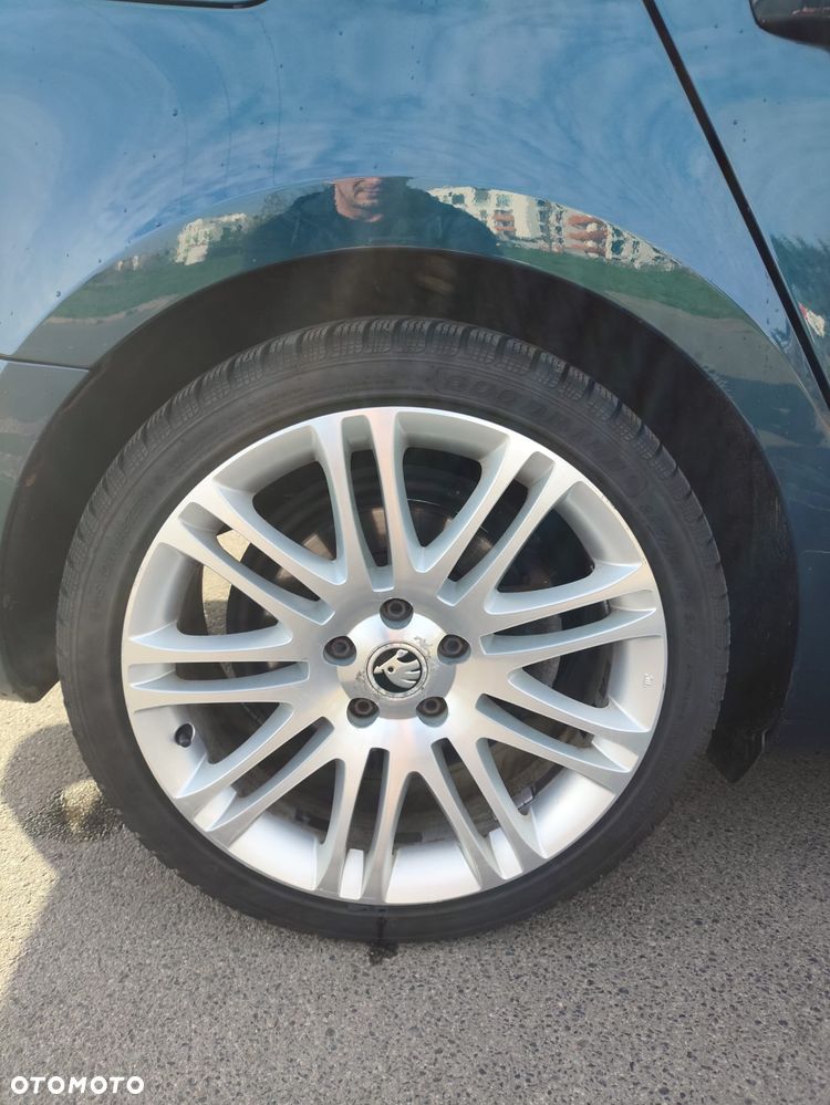 Skoda Superb 2.0 TDI Elegance - 15