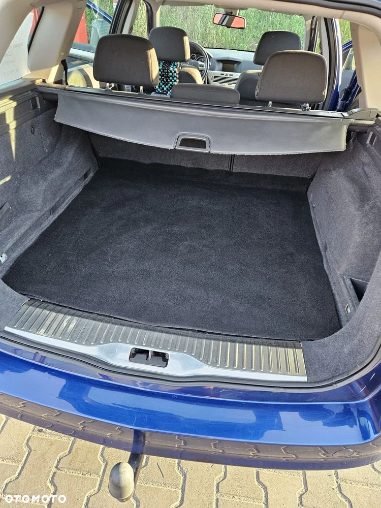 Opel Astra 1.9 CDTI - 32