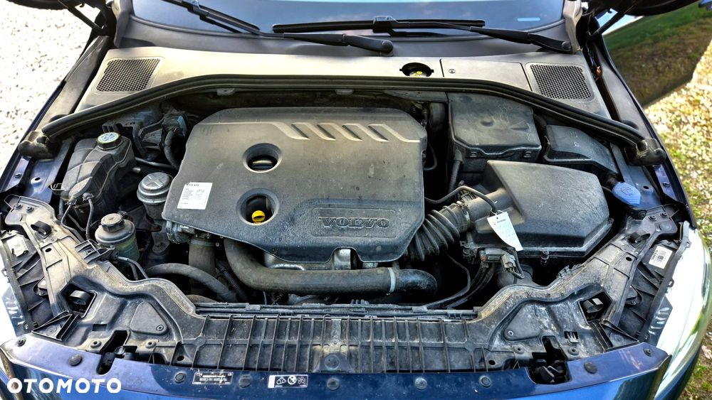 Volvo S60 D2 Summum - 35