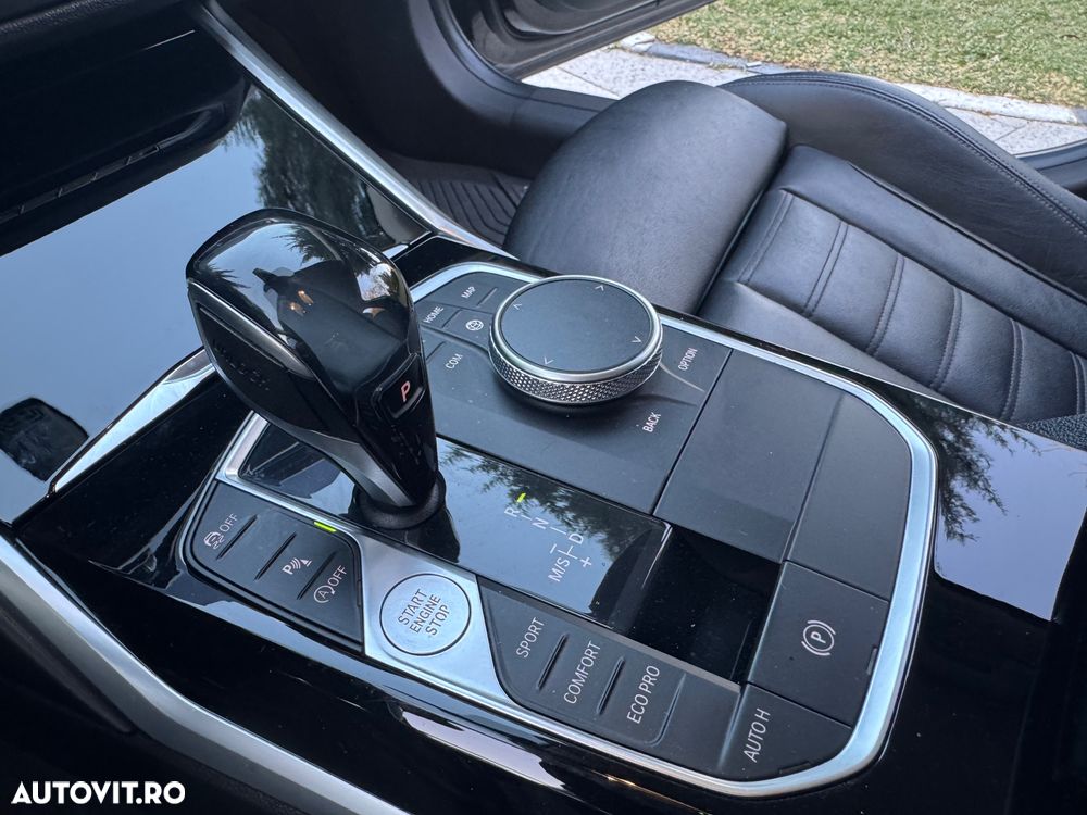 BMW Seria 3 320i Aut. Luxury Line - 18