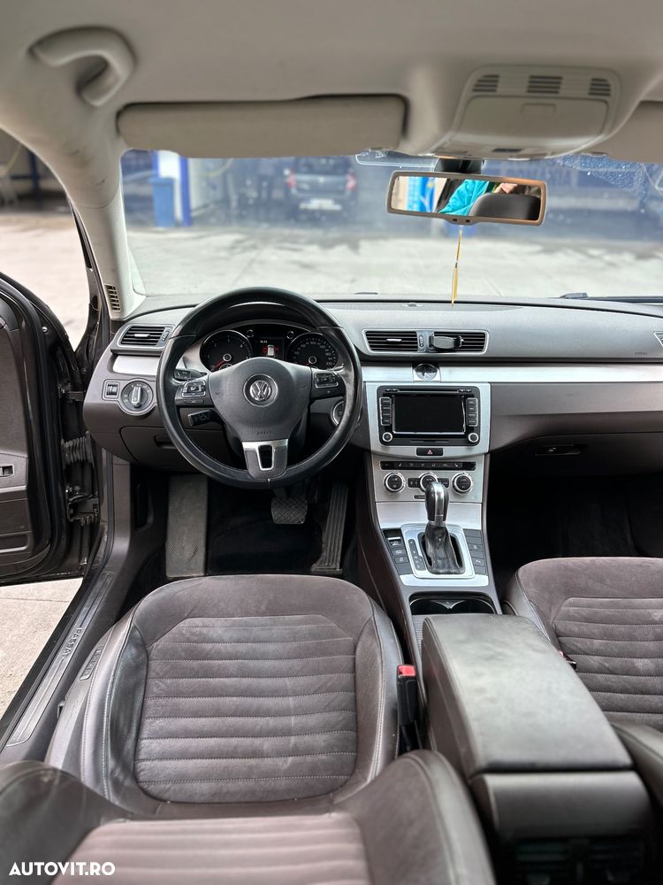 Volkswagen Passat 2.0 TDI BlueMotion Technology DSG Highline - 8