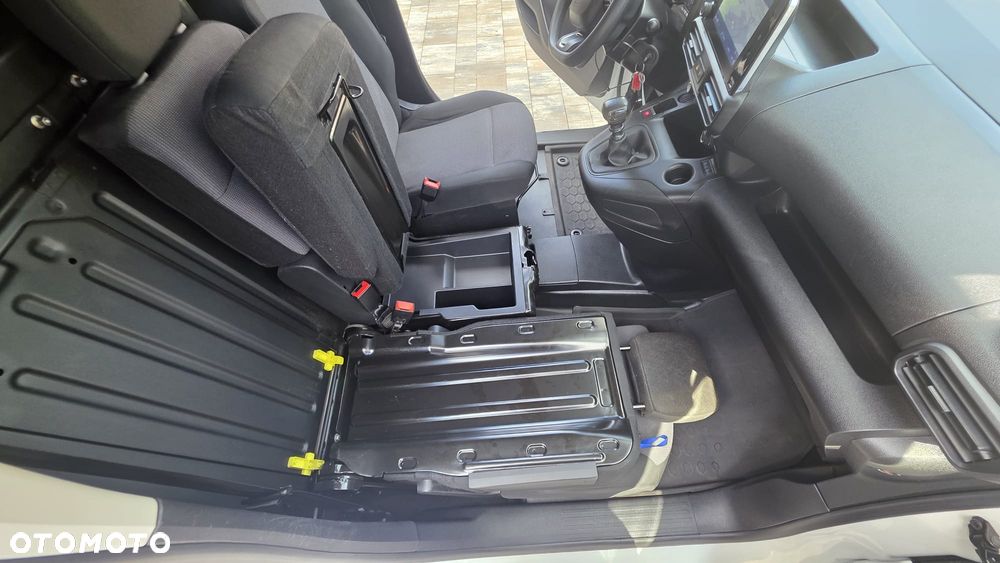 Citroën BERLINGO - 33