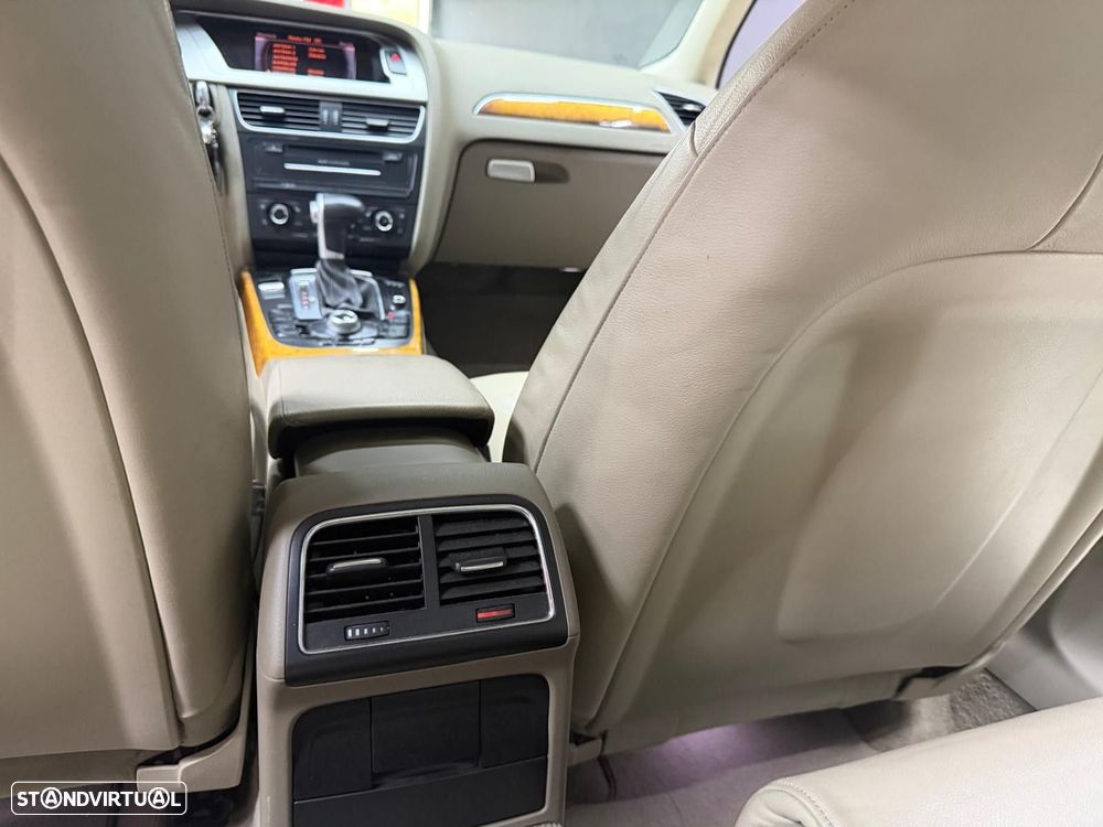Audi A4 2.0 TDI exclusive Multitronic - 17