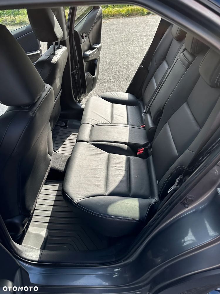 Honda Civic 1.8 Executive - 13