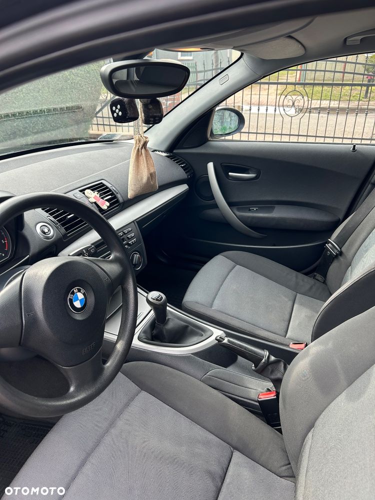BMW Seria 1 - 10