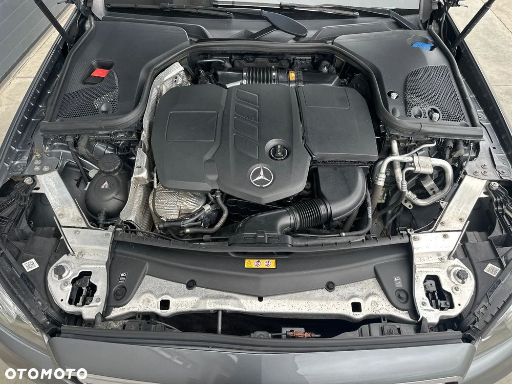 Mercedes-Benz Klasa E 220 d 4-Matic AMG - 2