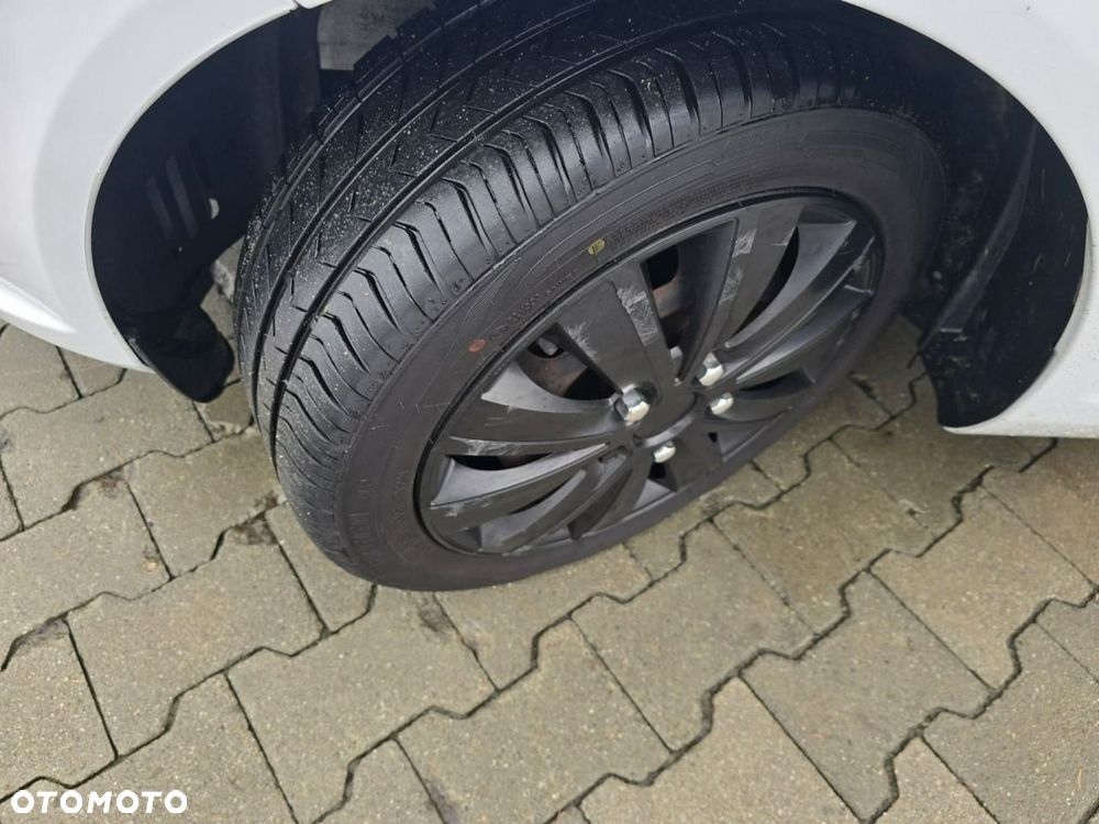 Ford Fiesta - 27