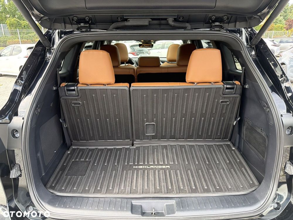 Toyota Highlander - 13