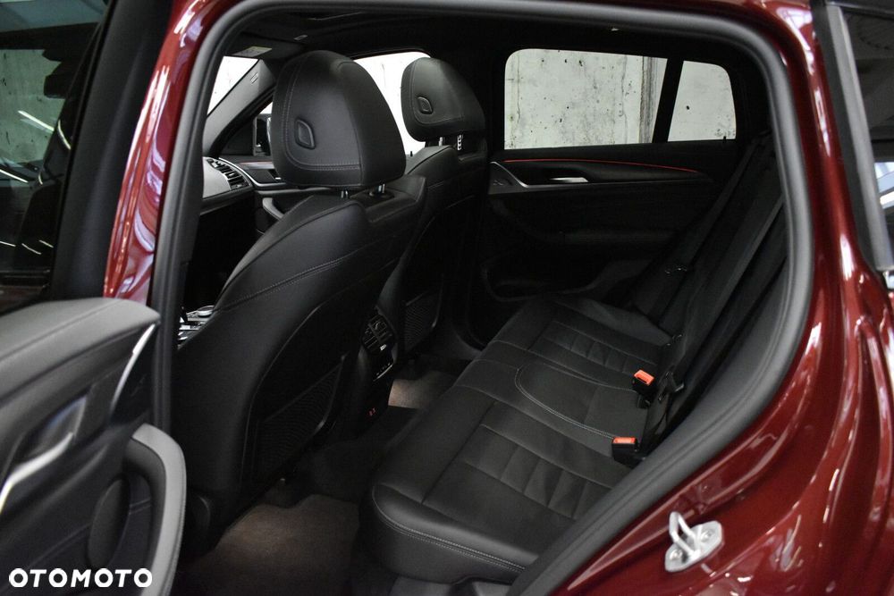 BMW X4 xM40d mHEV - 23