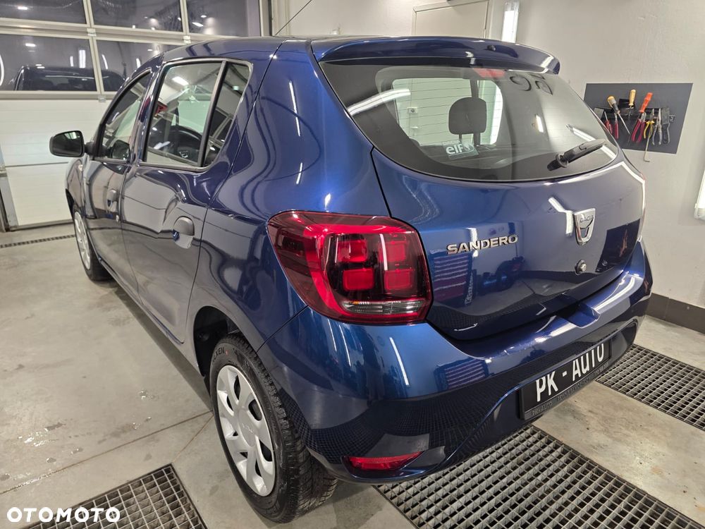 Dacia Sandero 1.2 16V 75 Celebration - 17