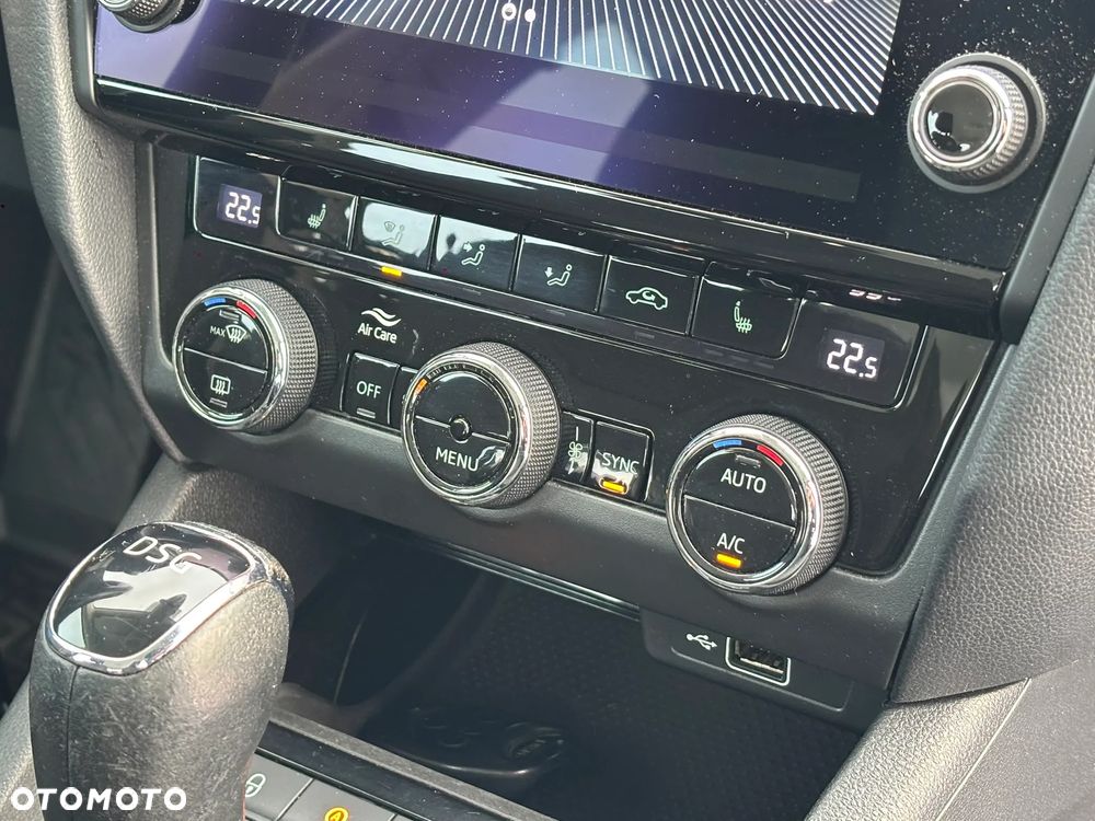 Skoda Octavia 1.5 TSI ACT Style DSG - 37