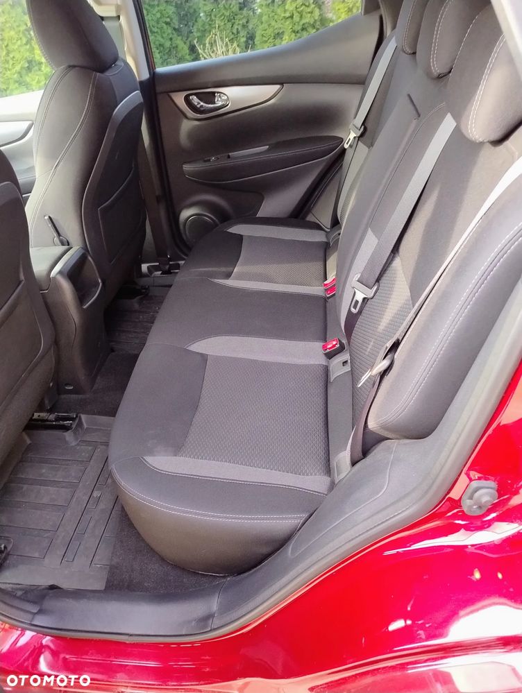 Nissan Qashqai 1.2 DIG-T N-Connecta - 2