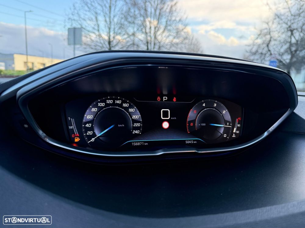 Peugeot 3008 BlueHDi 120 EAT6 Stop & Start Active - 11