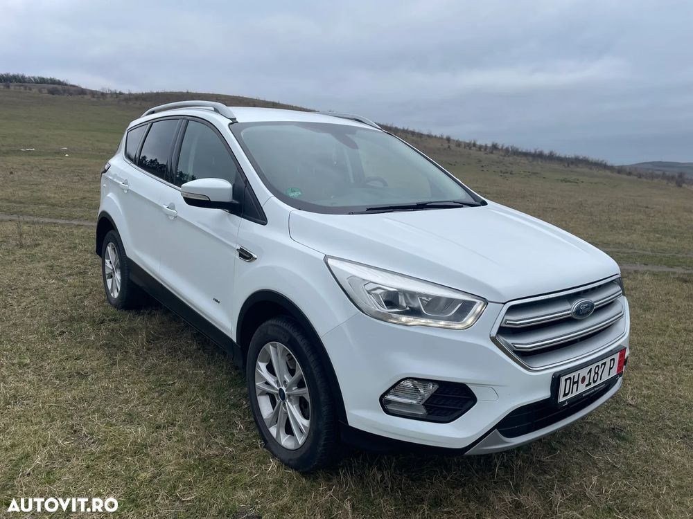 Ford Kuga - 2