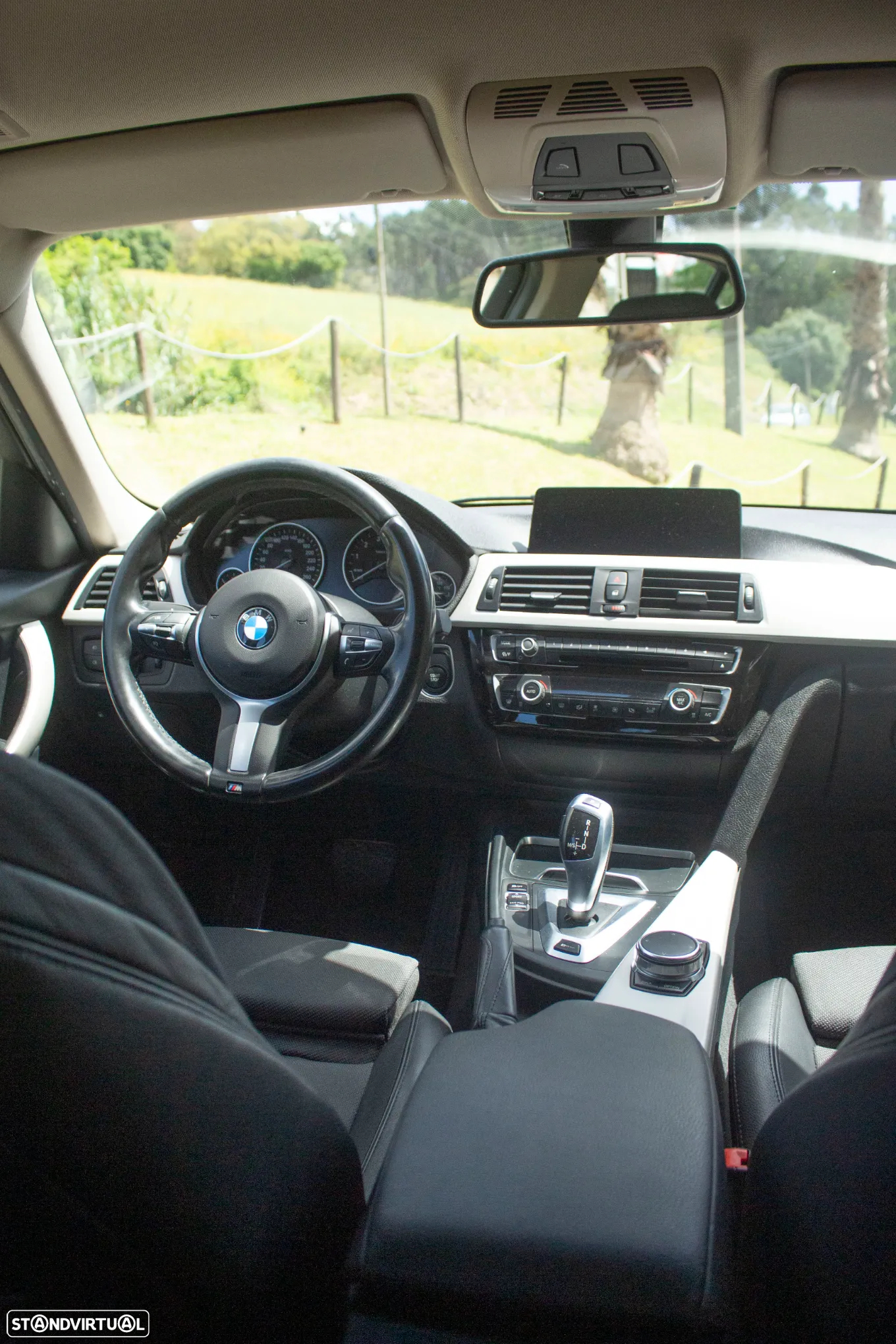 BMW 330 e iPerformance Advantage - 8
