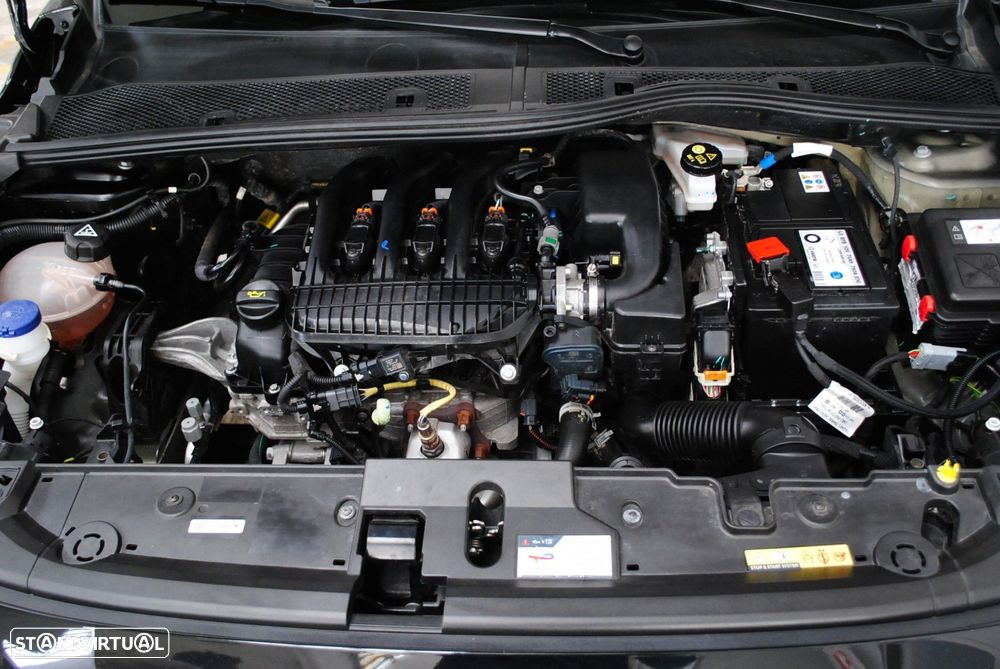 Peugeot 208 1.2 PureTech Active Pack - 36