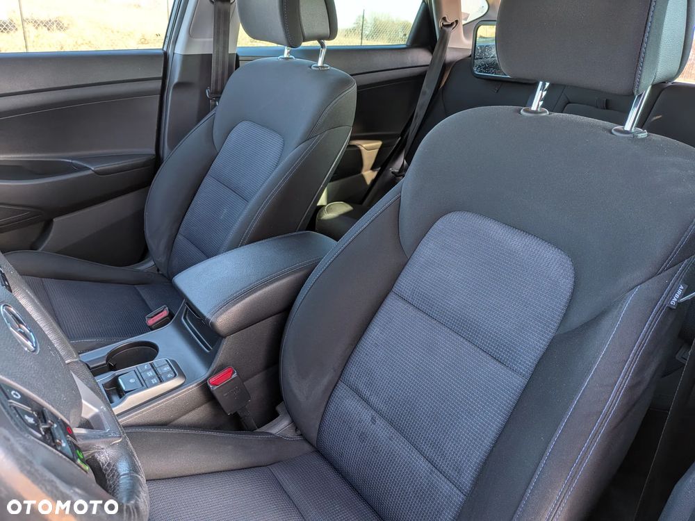 Hyundai Tucson 1.7 CRDI BlueDrive Comfort 2WD DCT - 11