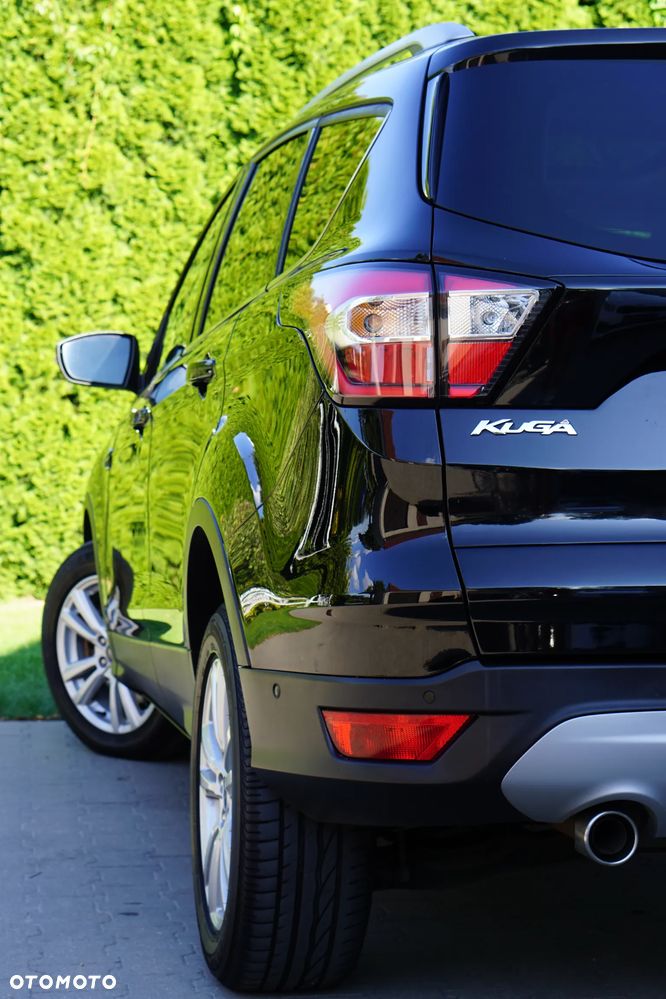 Ford Kuga - 25