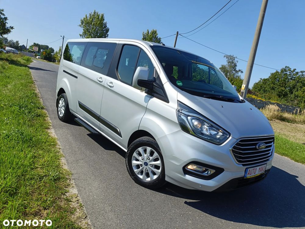 Ford Tourneo Custom - 2