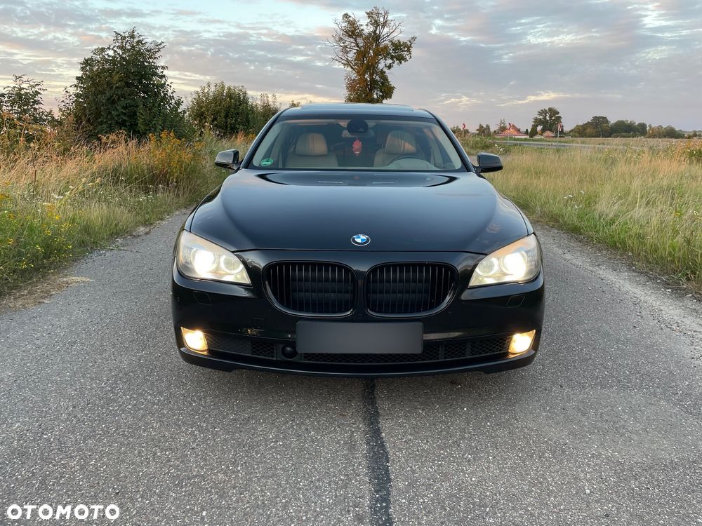 BMW Seria 7 730d - 22